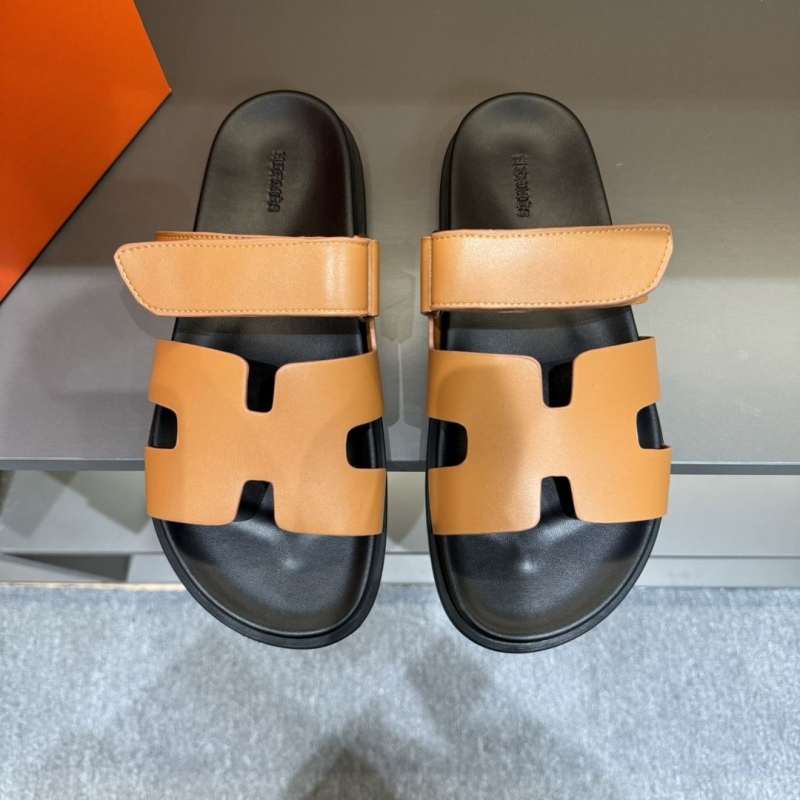 H**mes slippers